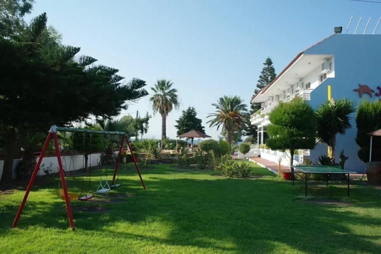 Hotel Asteria Ágios Kírykos Buitenkant foto