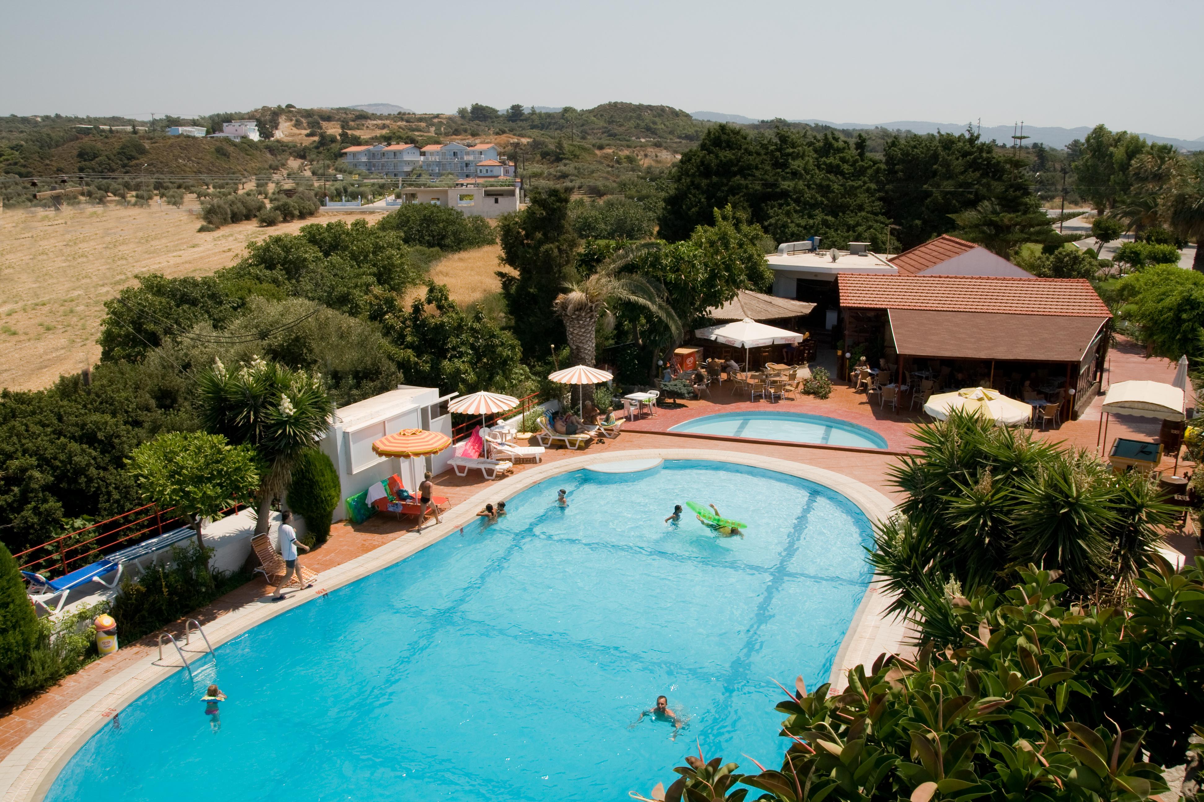 Hotel Asteria Ágios Kírykos Buitenkant foto