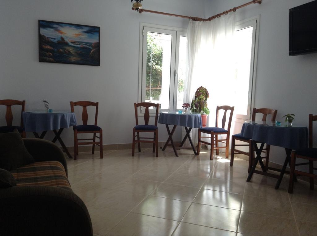 Hotel Asteria Ágios Kírykos Buitenkant foto