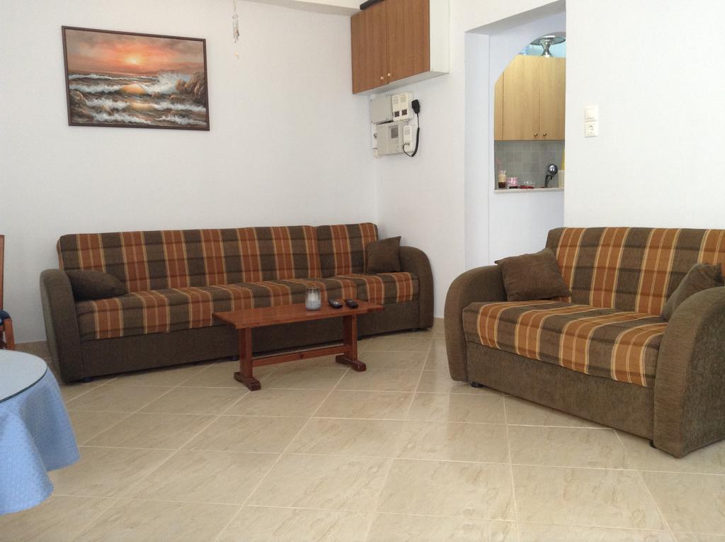 Hotel Asteria Ágios Kírykos Buitenkant foto