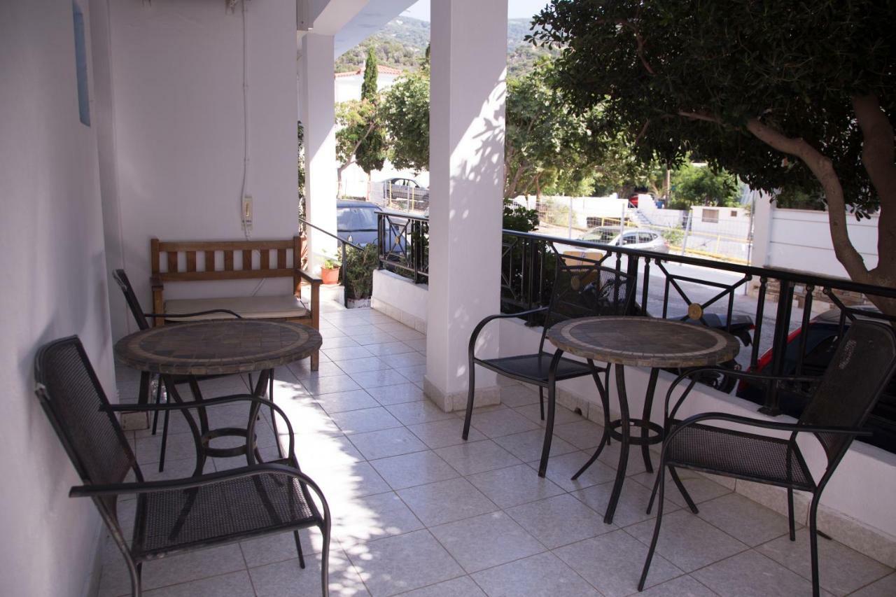 Hotel Asteria Ágios Kírykos Buitenkant foto